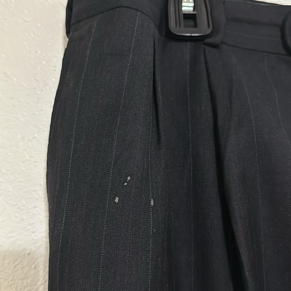 Dario Di Napoli 100% Wool and Cashmere 2 Pieces Suit, Striped Black Color. - Picture 10 of 16